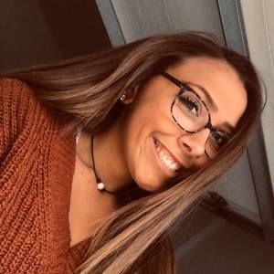 Meet your Posher, Ava